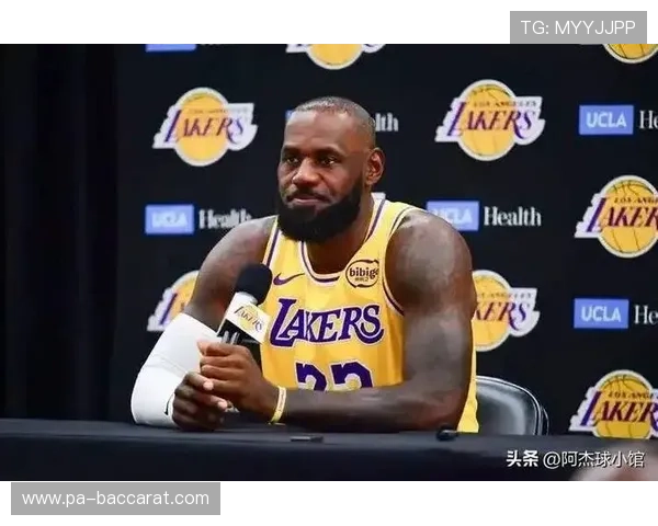 湖人官宣球星霸气回归本人转发集锦高呼我回来了震撼全场瞬间引爆 湖人官宣球星霸气回归本人转发集锦高呼我回来了震撼全场瞬间引爆