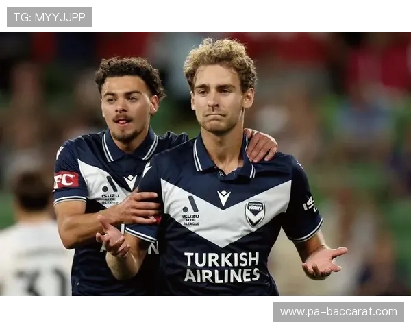 澳大利亚华裔国脚蒂格分享今日到访愉快心情感悟时刻与大家共度美好瞬间