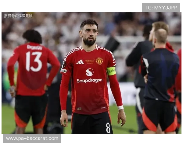 B费自掏腰包组织队友聚餐 积极关心与曼联裁员员工的关系